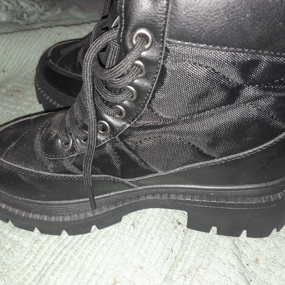 Women's boots - Picture 4 of 4